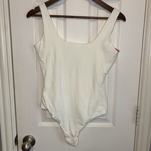 Pumiey Bodysuit Womens Medium NWT Scoop Neck Thong White Soft‎ Stretch